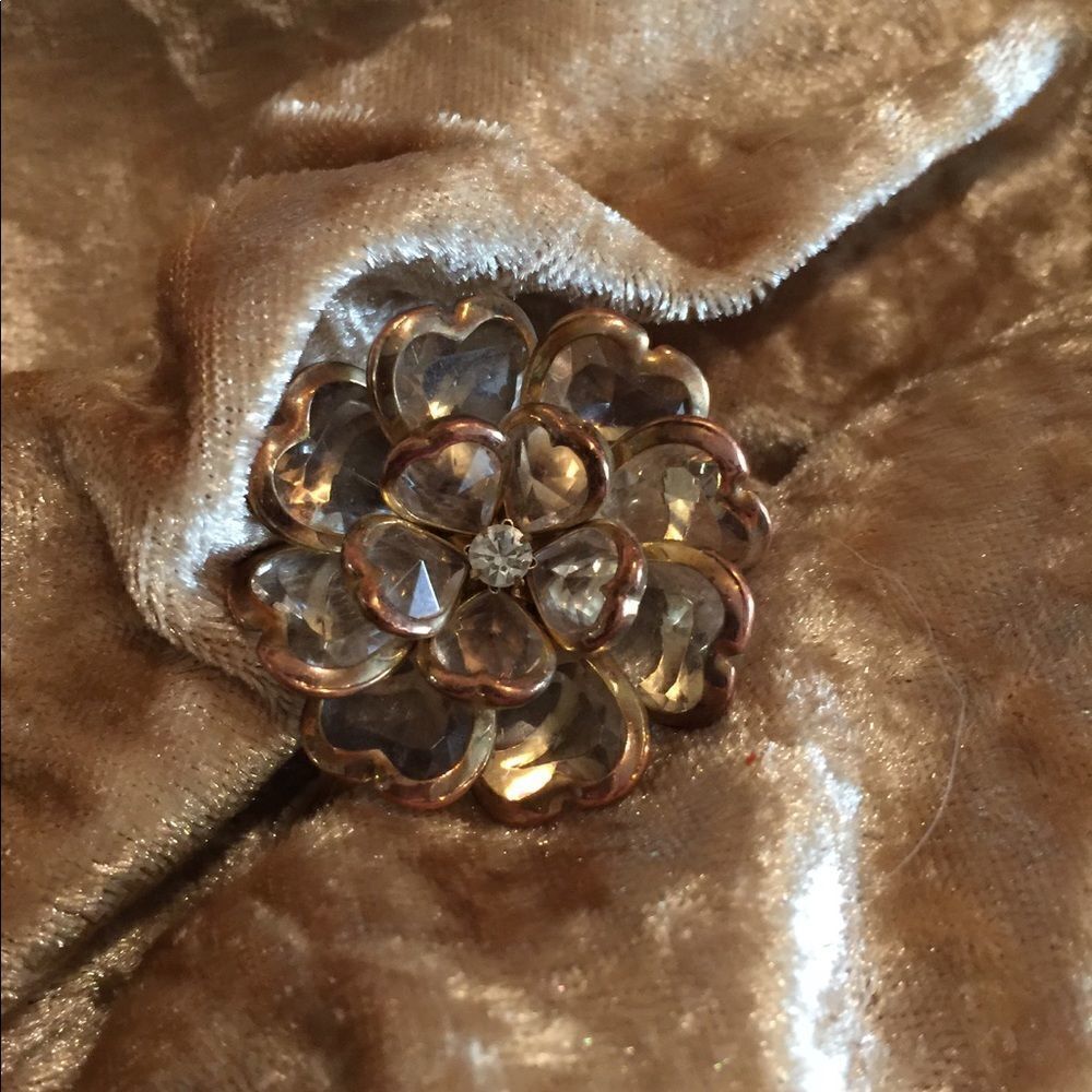 Large flower ring   - Picture 2 of 6